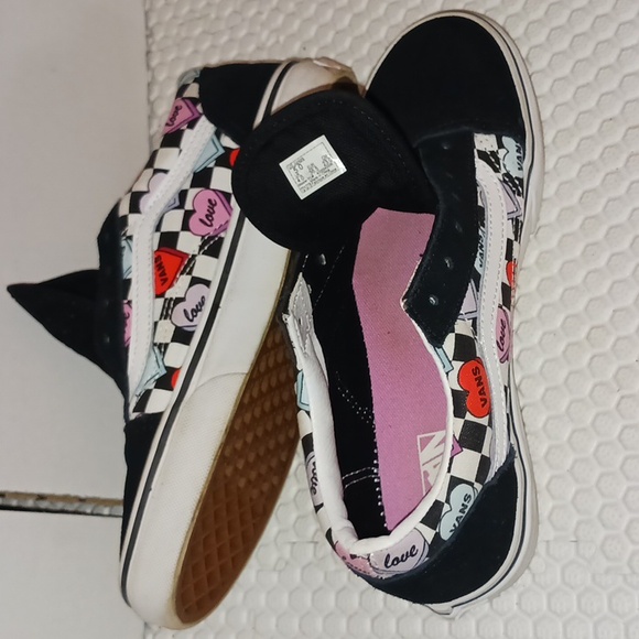 Vans Heart Pattern Sneakers - Black and White with Red Accents - Picture 6 of 6